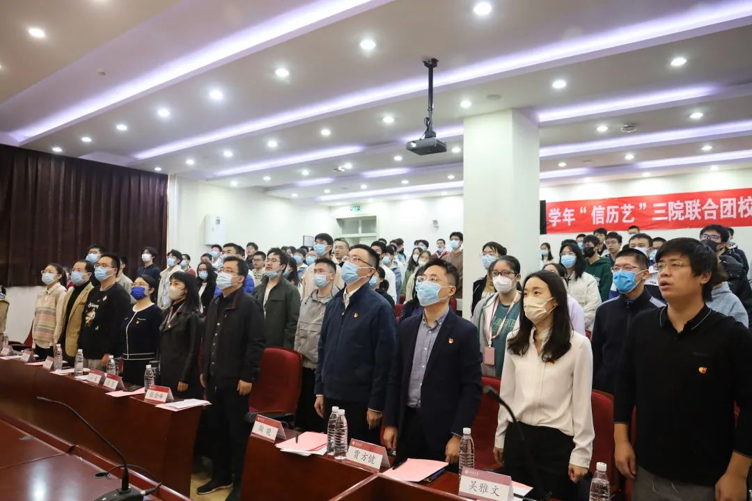 0cdec18f56824a6d858f7b600b78df0d.jpg e285aee313081ee0ea01418fa3dc3252.jpg